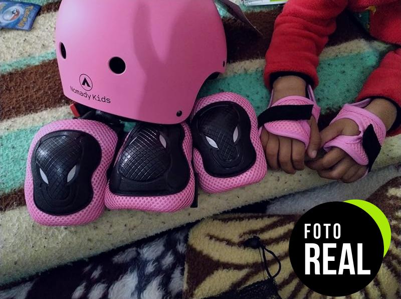 nomady-kids-casco-infantil-protecciones-foto-3