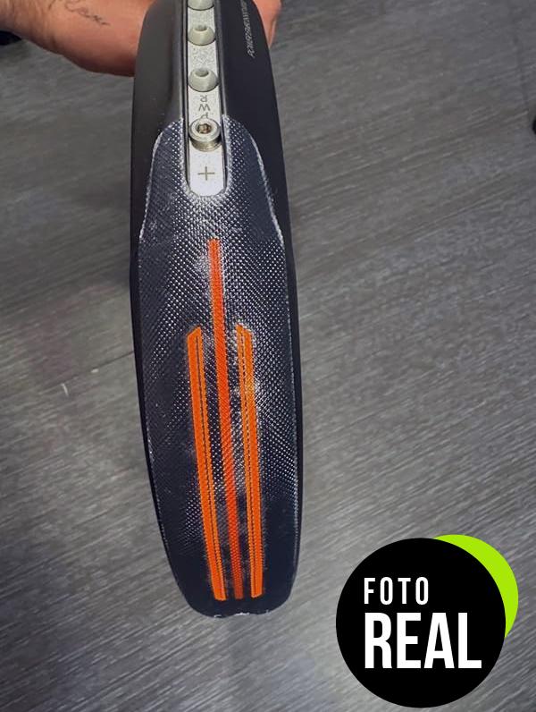 protector-pala-padel-silicona-rugoso-foto-2